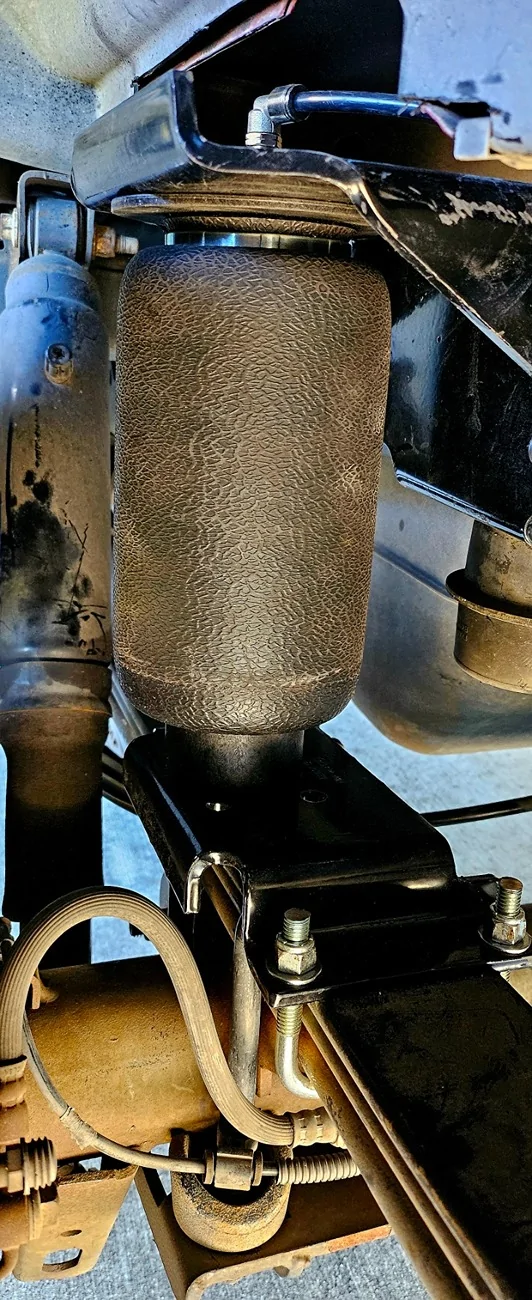 Ford F-150 Lightning Anyone using airbags for hauling with Lightning? Airliftairspring