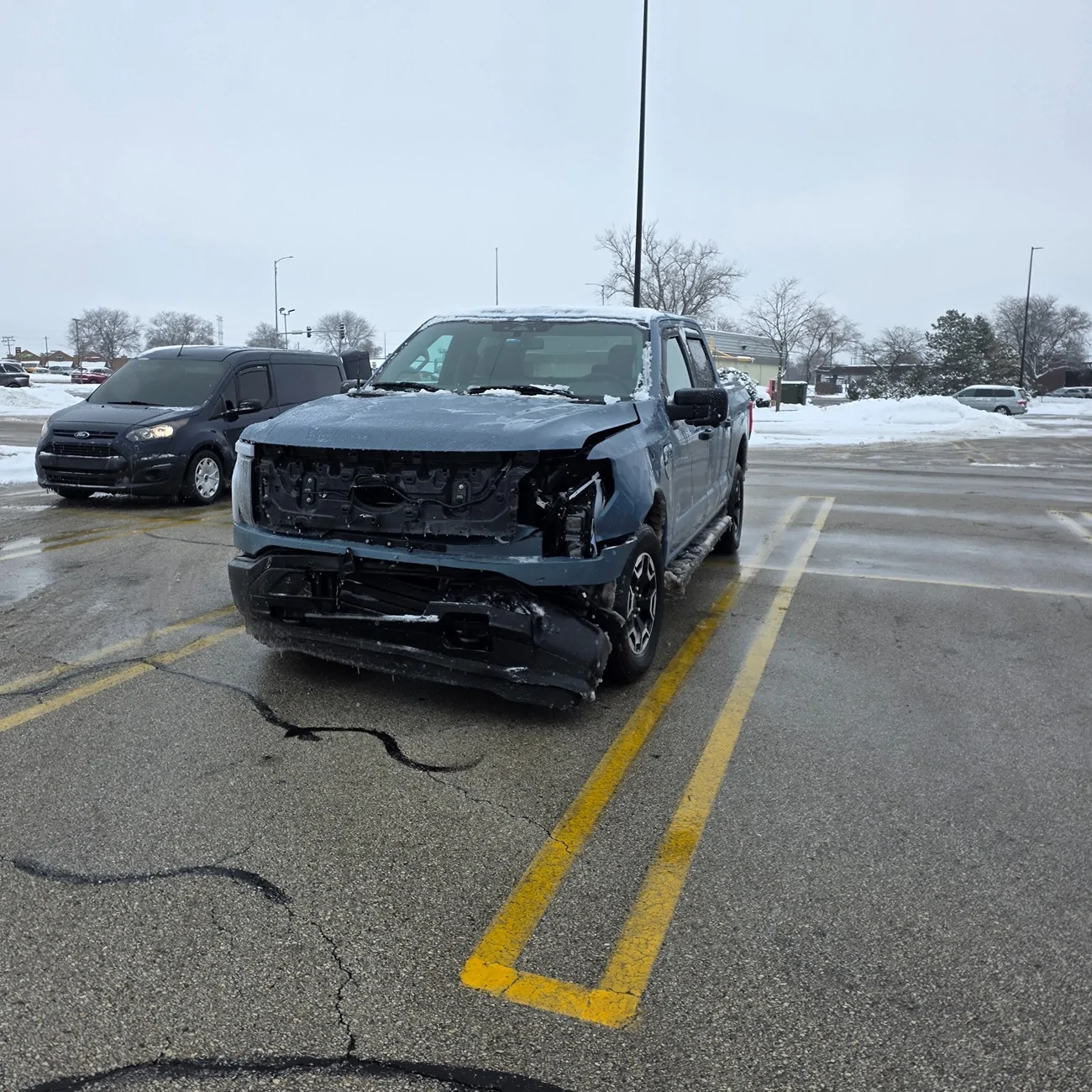 Ford F-150 Lightning PIT maneuver vs. 23 Lightning PRO 20251202_122324
