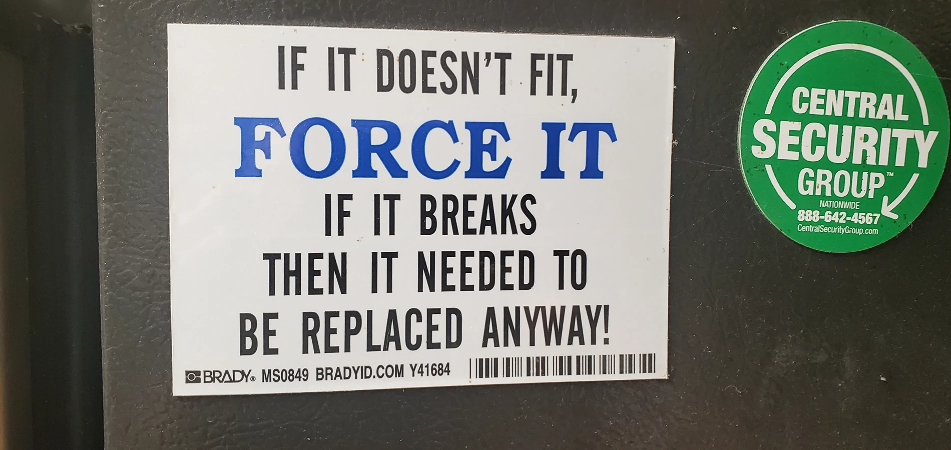 Ford F-150 Lightning Amber Charging Station Pro Fault and Ford Special Needs People in the EV support dept. 20251206_162735