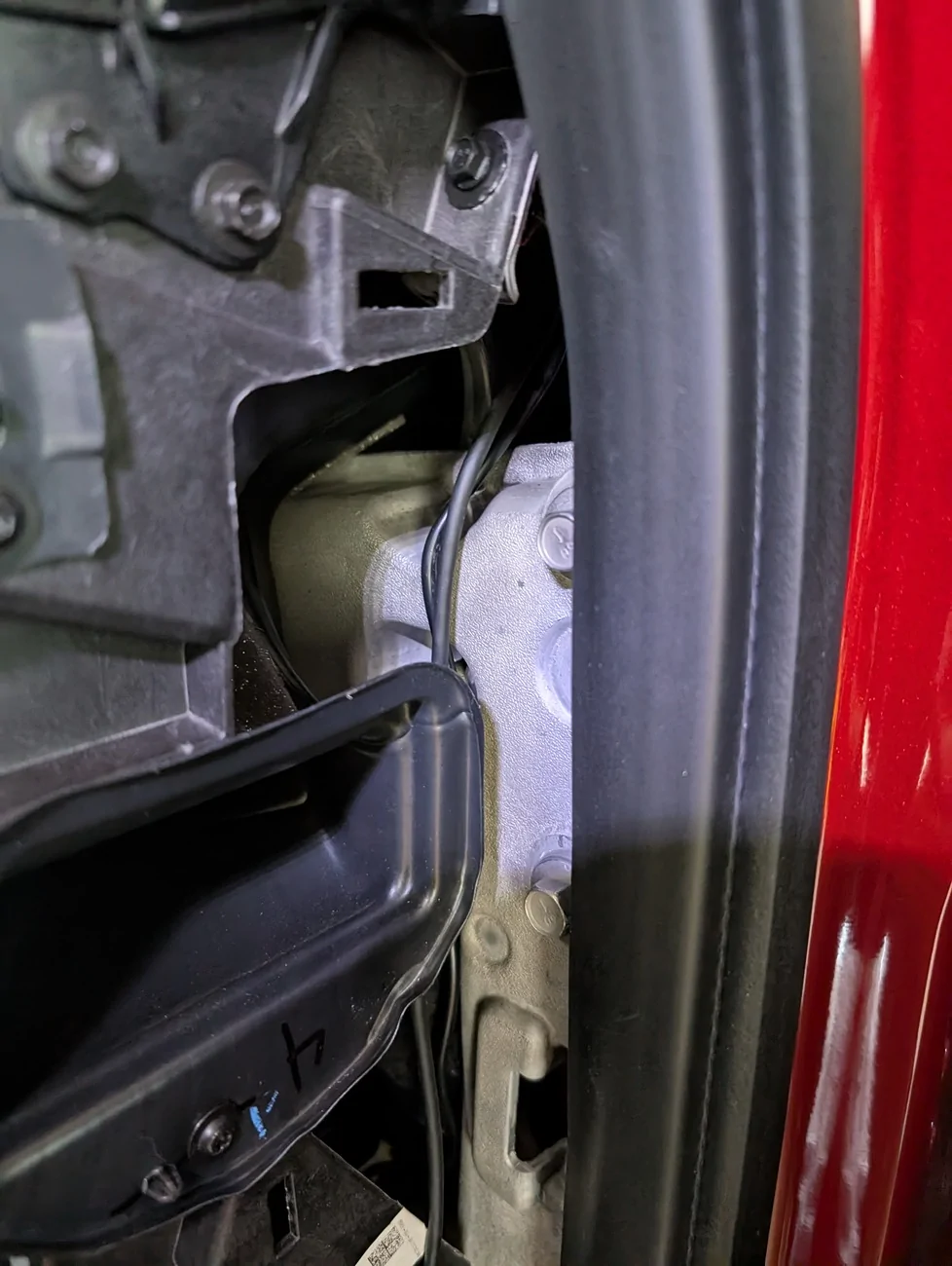 Ford F-150 Lightning RedTiger F17 Elite Dashcam Review PXL_20251201_192235124.MP