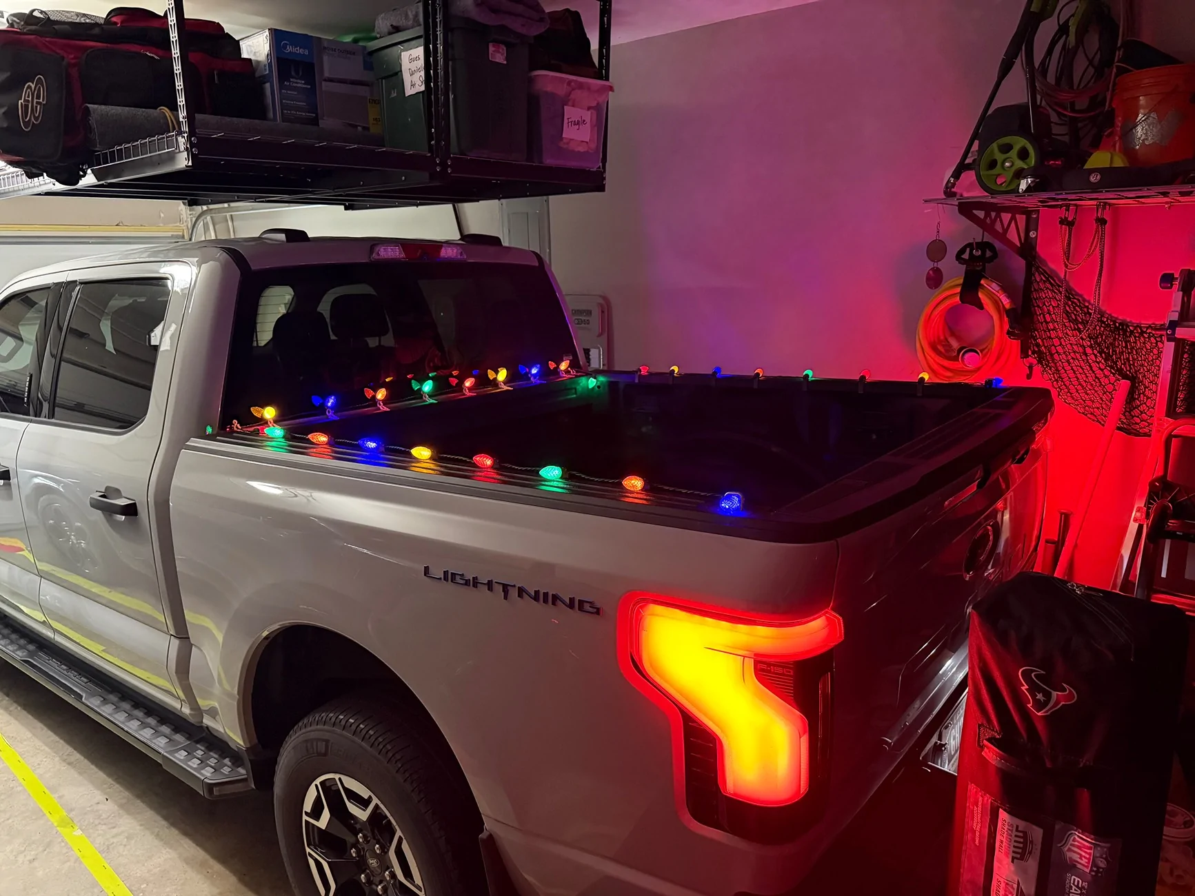 Ford F-150 Lightning Xmas lightning IMG_3166