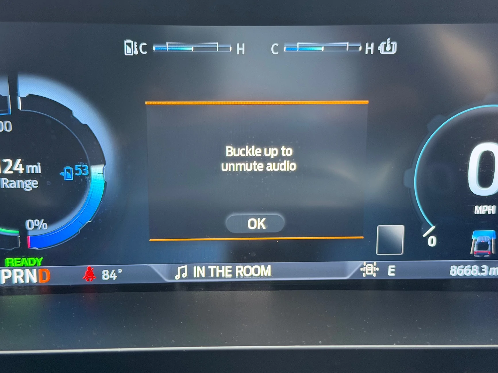 Ford F-150 Lightning I unlatched my seatbelt and my music stop !!!! Nope !! IMG_0096