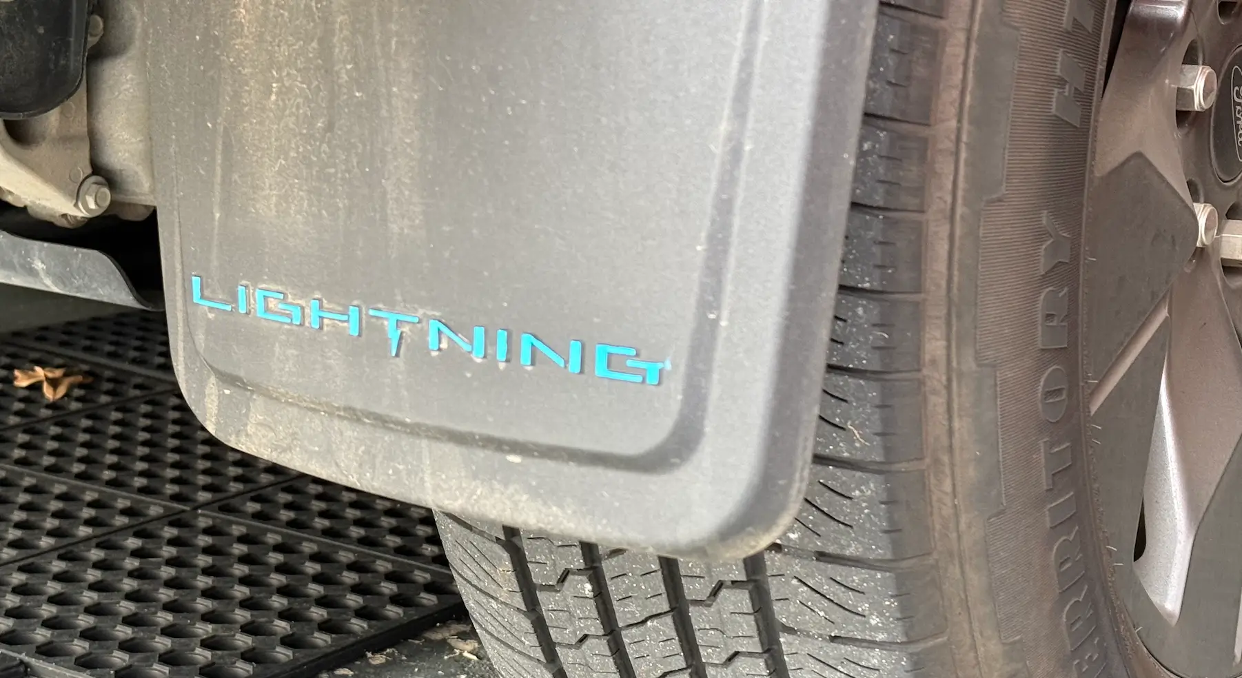 Ford F-150 Lightning Rear Lightning lettering glue issues 1766367830421-pf