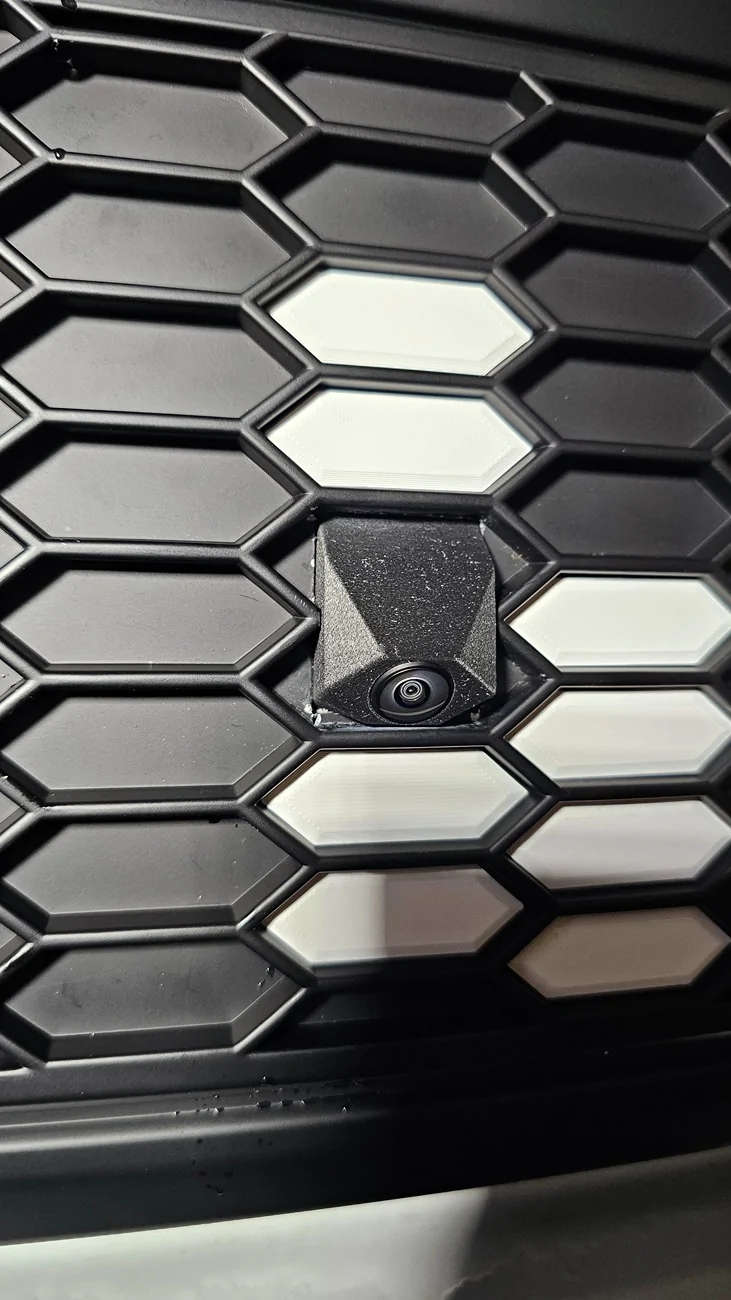 Ford F-150 Lightning Dirty Pro gets a Lightbar and Raptor grill 20251229_154451