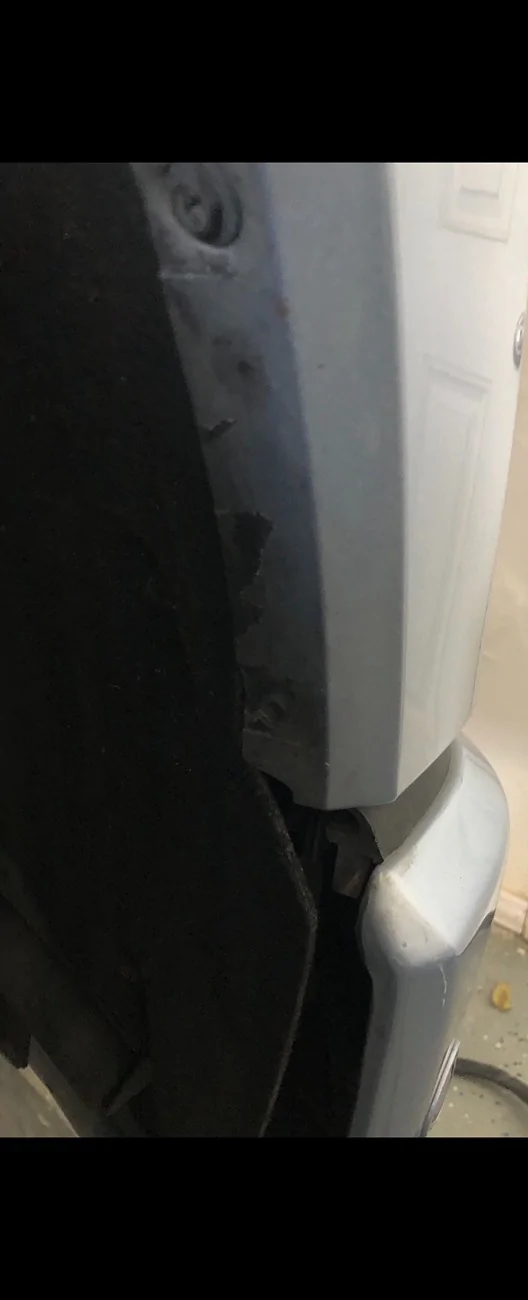 Ford F-150 Lightning Peeling paint IMG_1919