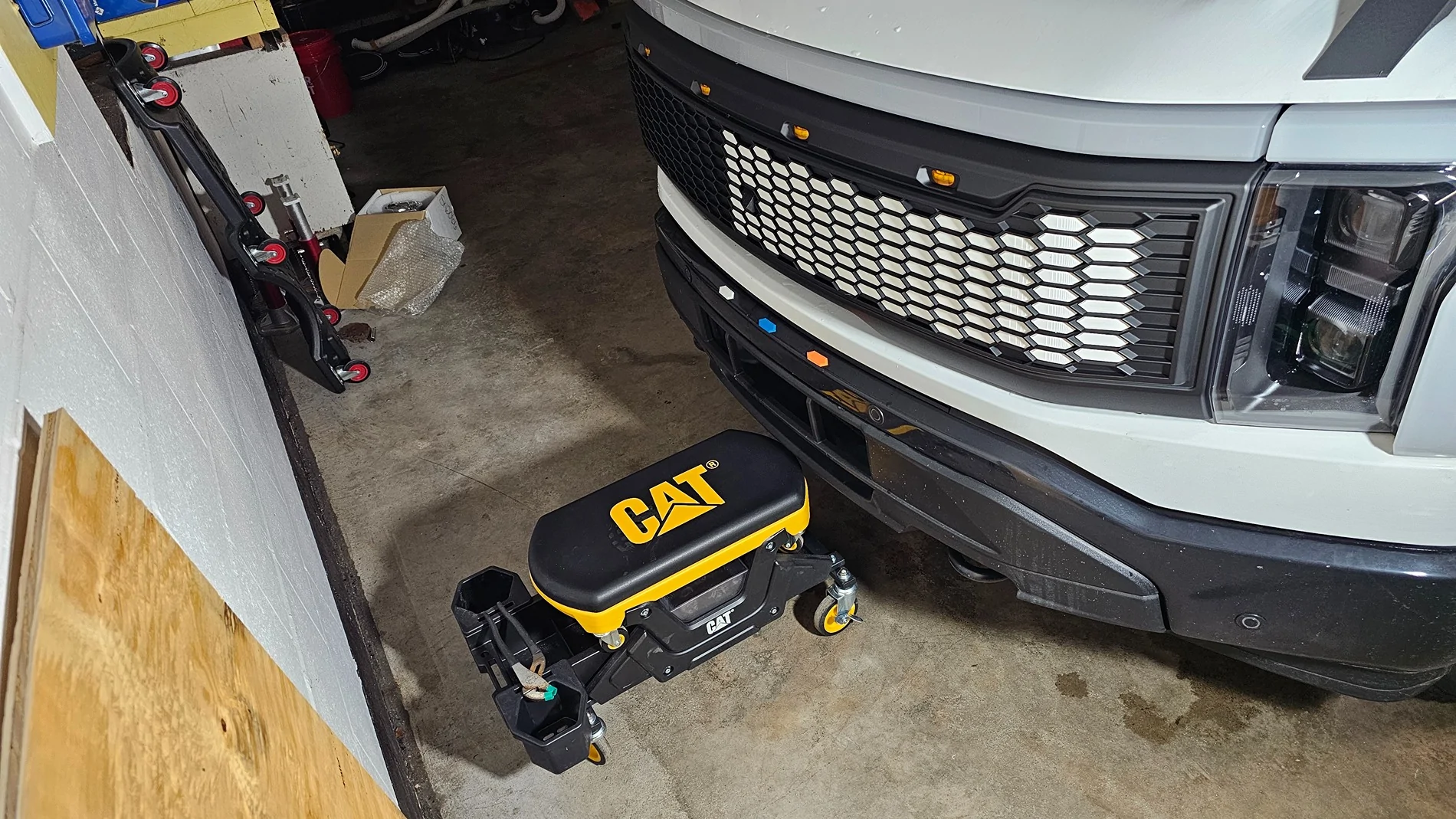 Ford F-150 Lightning Dirty Pro gets a Lightbar and Raptor grill 20251229_174422