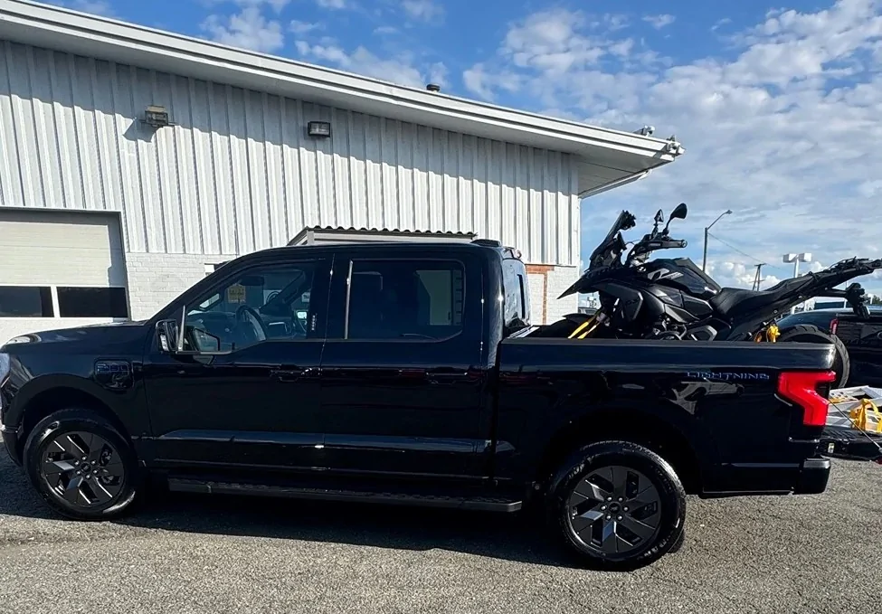 Ford F-150 Lightning Tow or Haul Motorcycle? 109235-549d9a043061ee758aece5e3a6c3f5c6