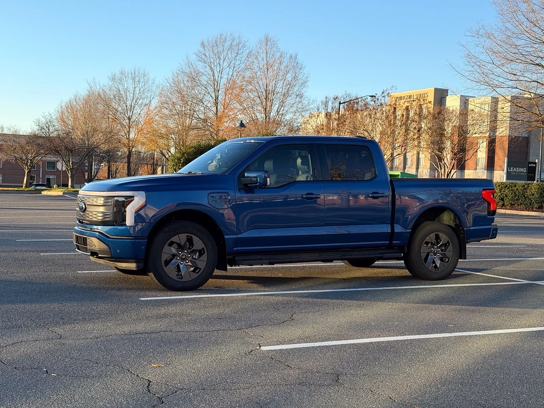 Ford F-150 Lightning 2022 Lariat ER - 69k miles - Max Tow, 9.6kW ProPower, Hard Tonneau, Spray-In Liner, Comma 3X IMG_5356