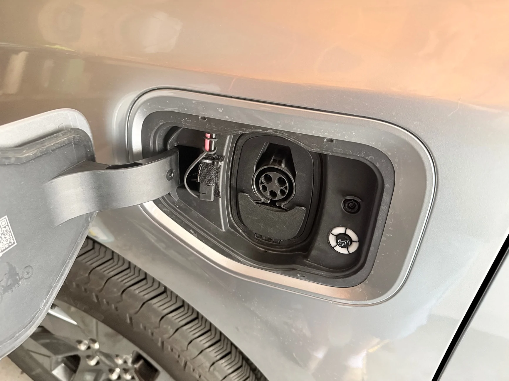 Ford F-150 Lightning Battery tender leads thru charge port cover IMG_0920