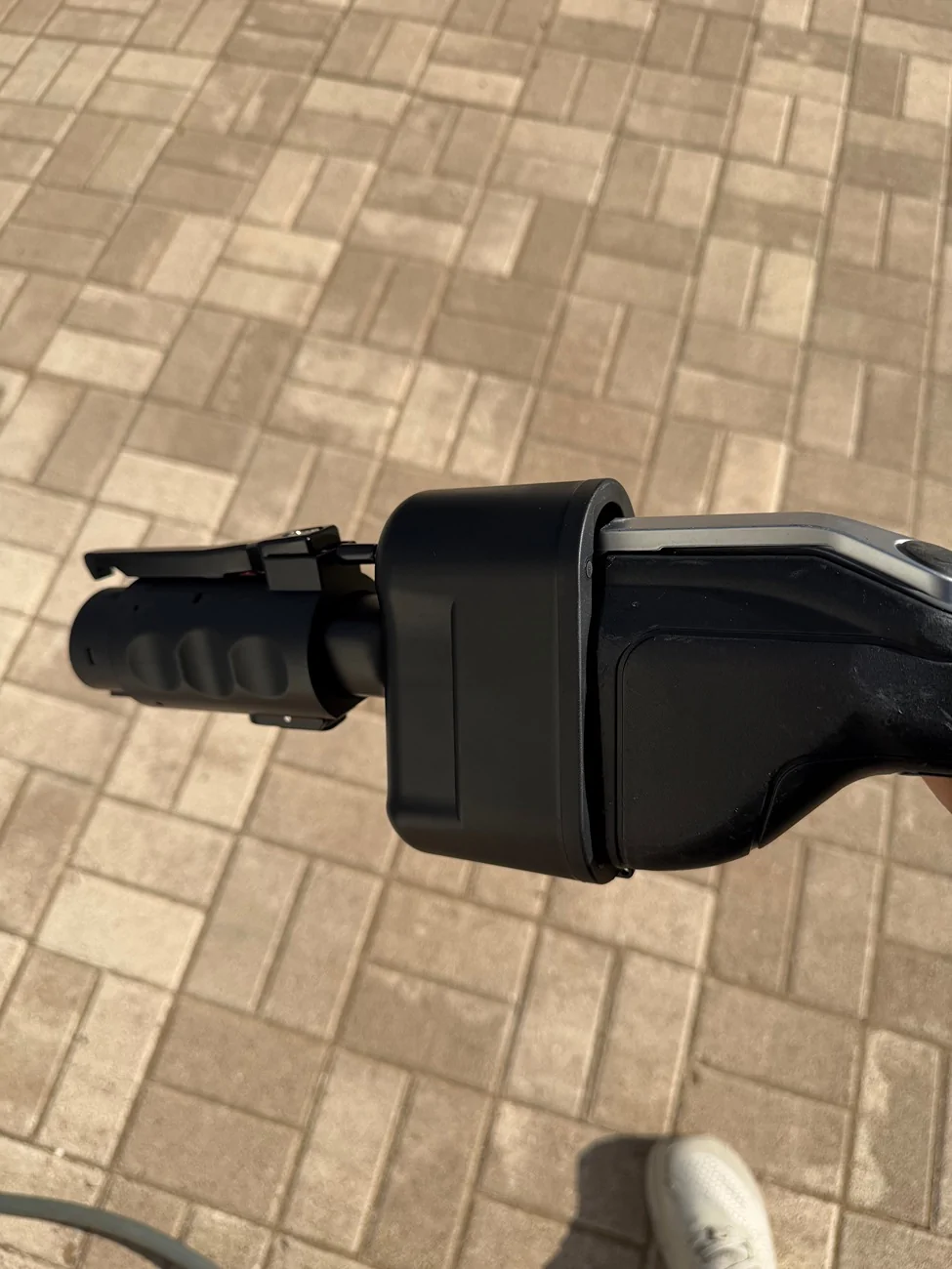 Ford F-150 Lightning Does a CCS1 to J1772 adapter exist? IMG_0858