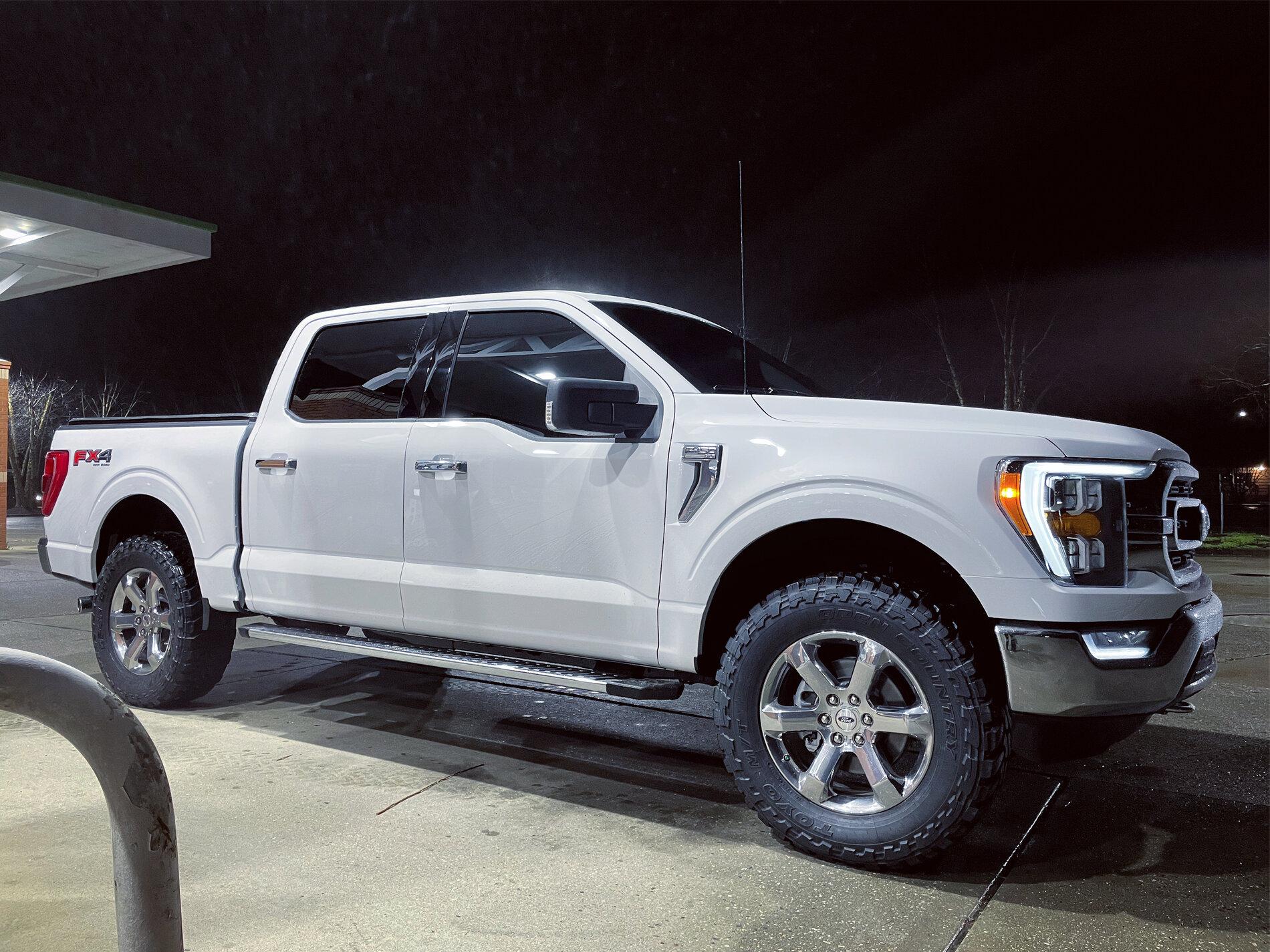 Ford F-150 Lightning Factory Wheels with Aftermarket Tire Thread {filename}