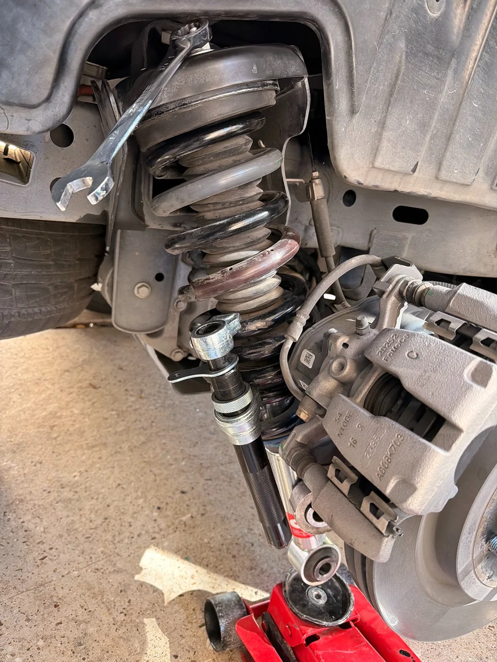 Ford F-150 Lightning Replacing rear shocks, having difficulty aligning bottom bolt 78344668150__F0BC129B-F142-4910-AC1A-D90B2352A073