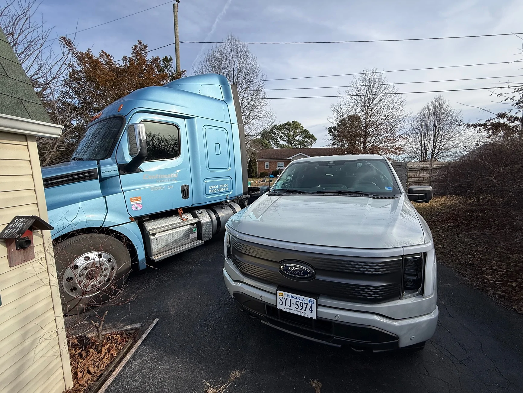 Ford F-150 Lightning Found my 'Avalanche' XLT;  Storm IMG_7008