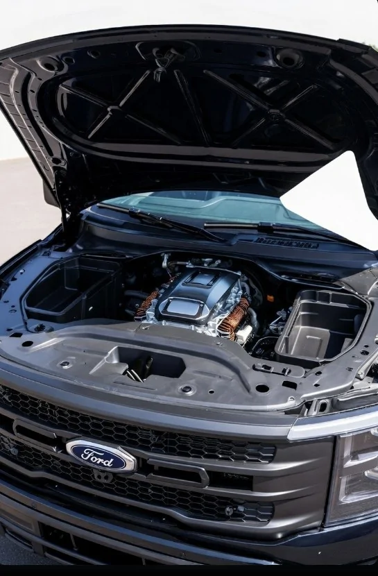 Ford F-150 Lightning Ford F-150 Lightning EREV A ‘Smart Move,’ Says Dealer Chairman erev2