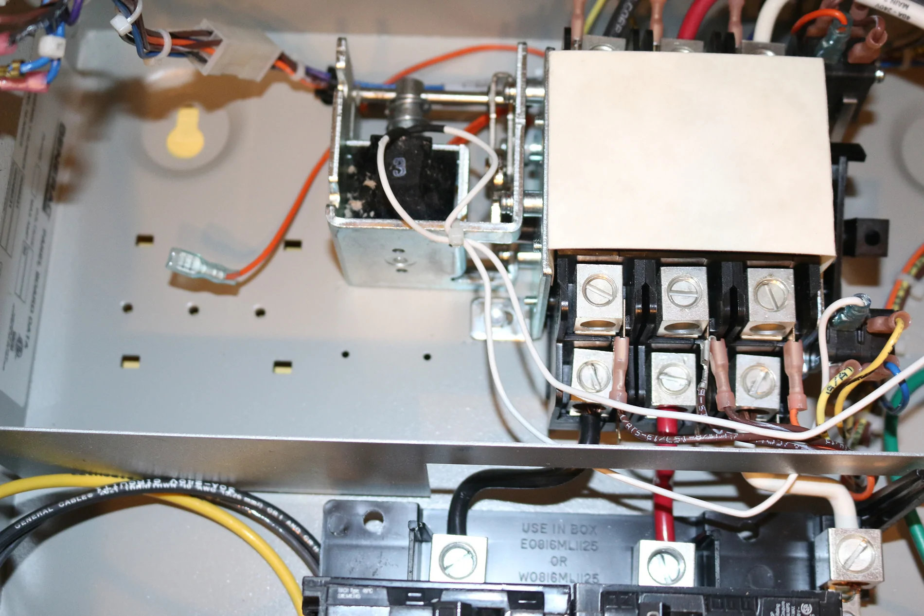 Ford F-150 Lightning Generac 6853 trips truck GFCI IMG_5564-unattached org wir