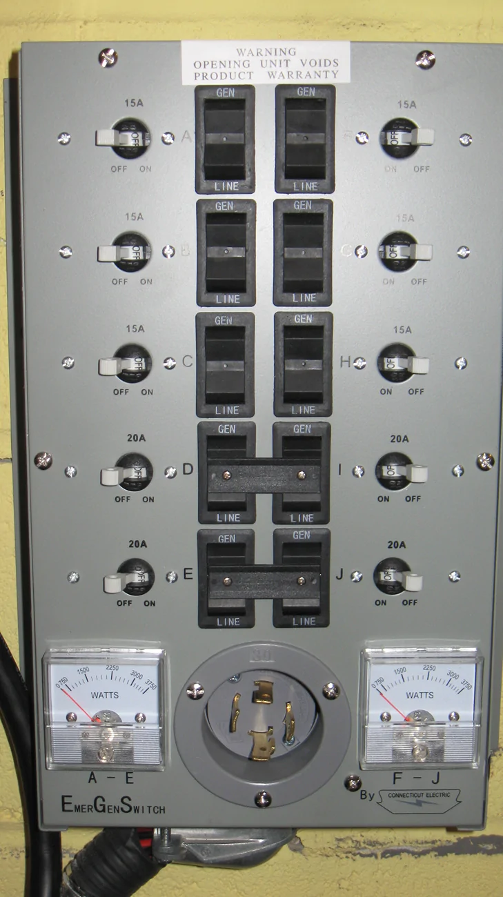 Ford F-150 Lightning Generac 6854 with 120 VAC input IMG_3892