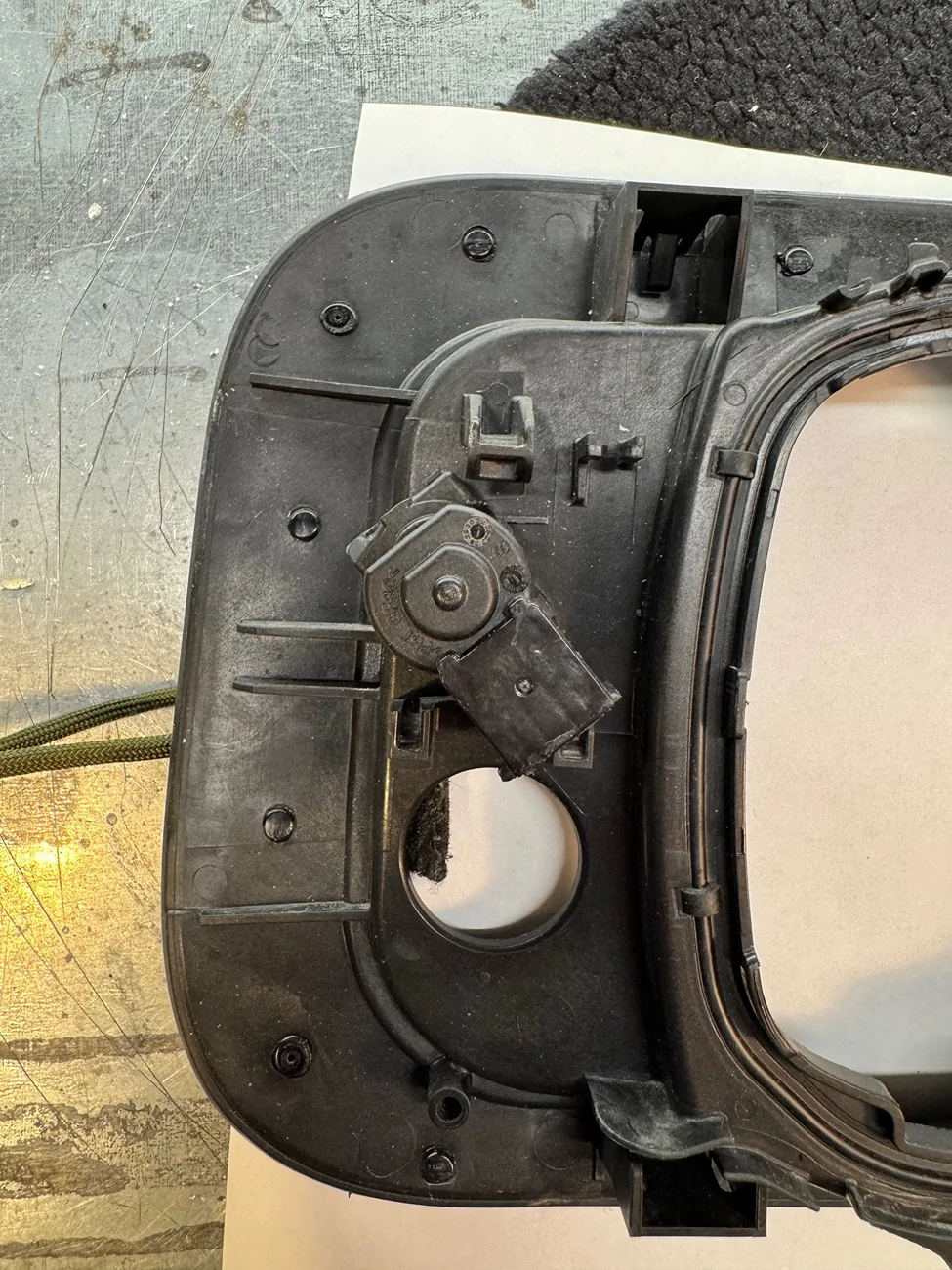 Ford F-150 Lightning anyone’s charge port door getting stuck?(UPDATE FIX) IMG_1311