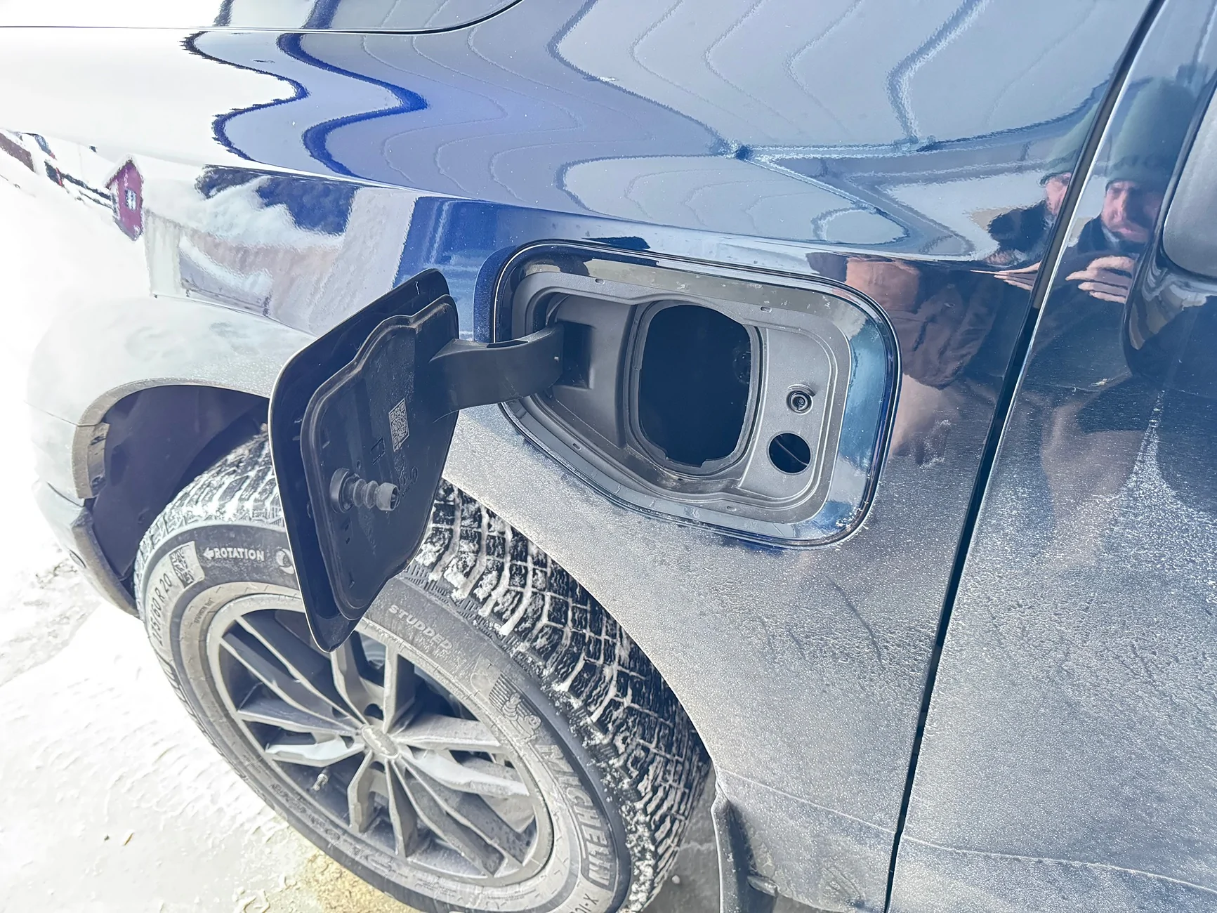 Ford F-150 Lightning anyone’s charge port door getting stuck?(UPDATE FIX) IMG_1316