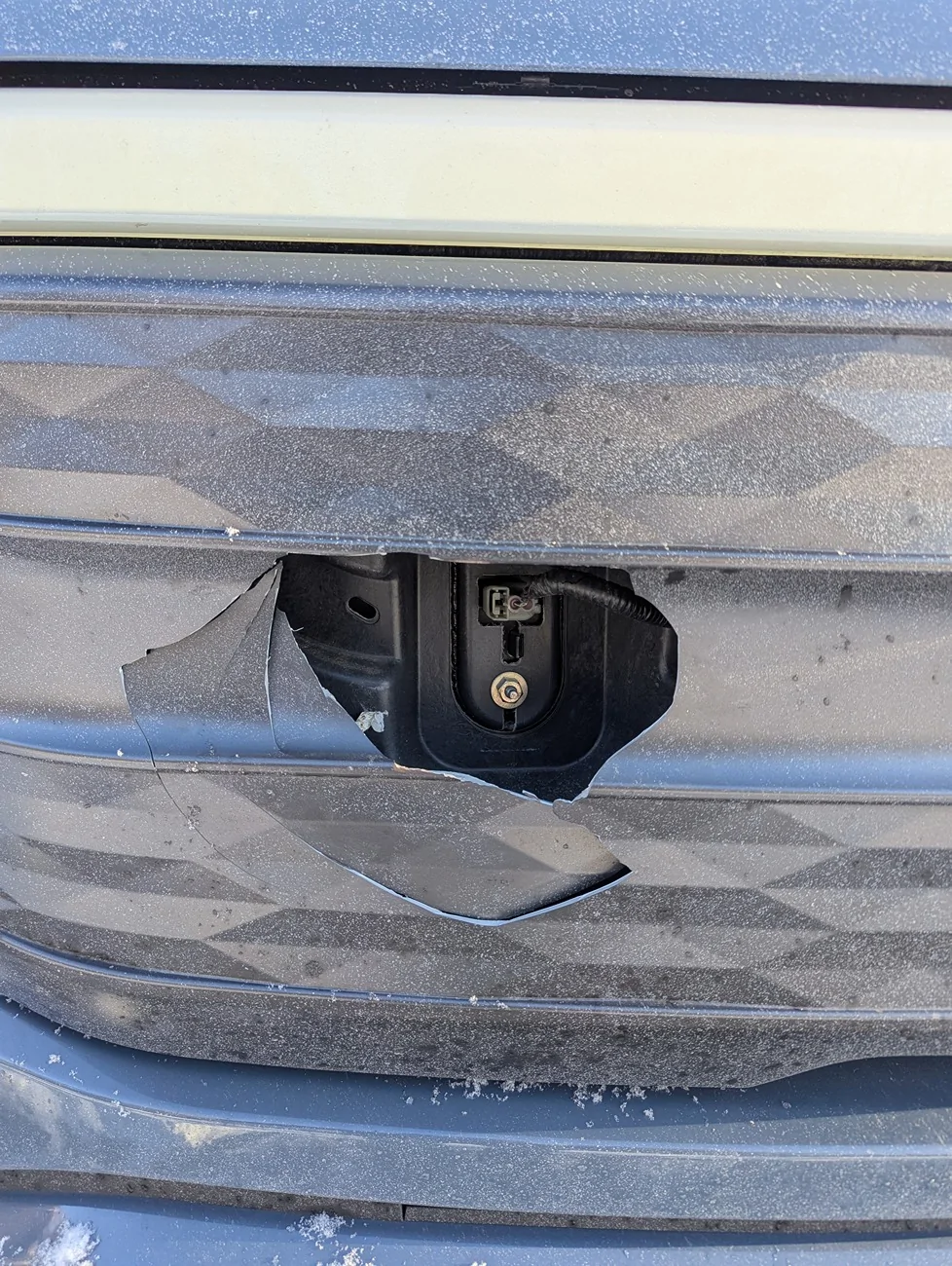 Ford F-150 Lightning WTB: OEM Front Lariat Grill (PN:NL3Z8200EA) 1000013417