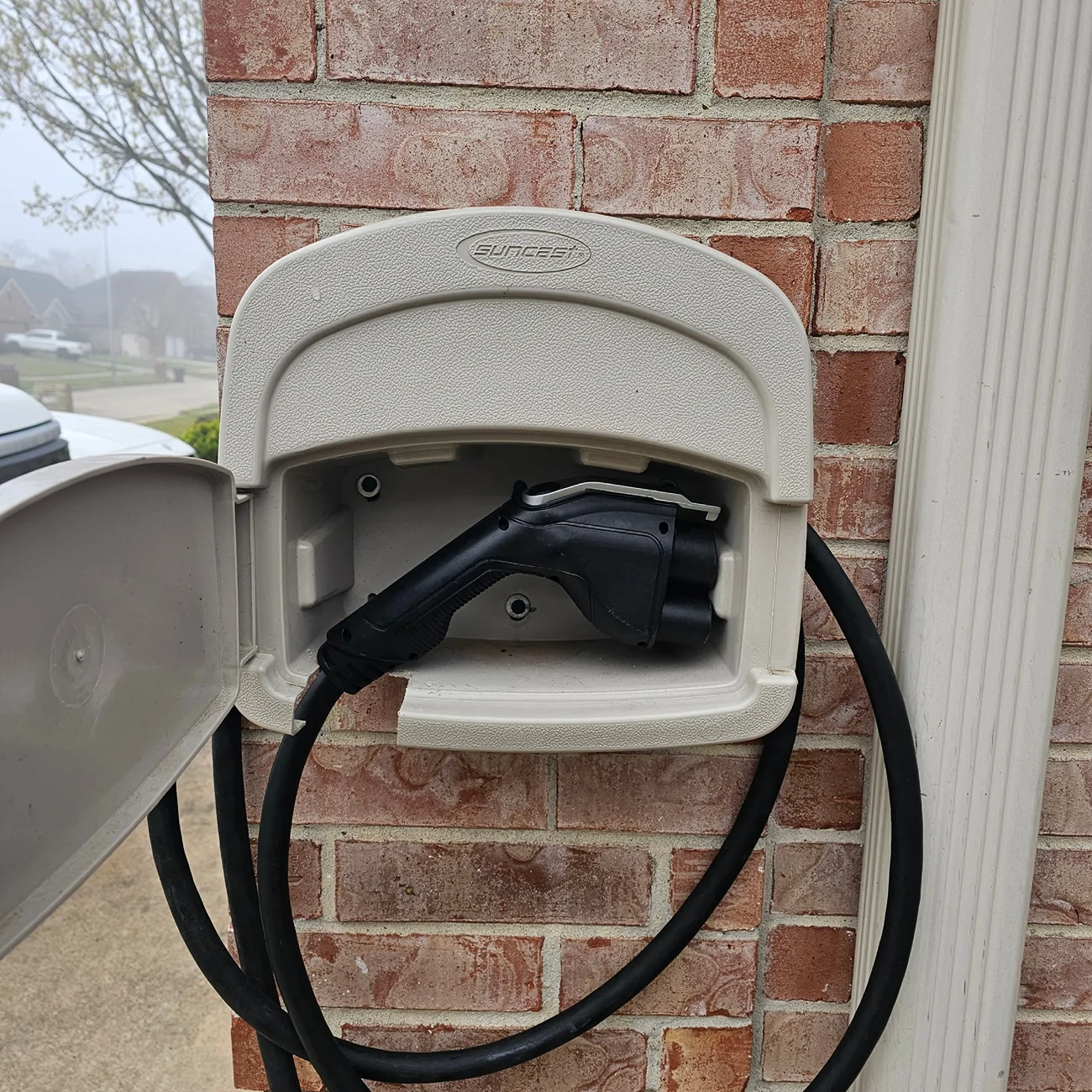 Ford F-150 Lightning Cord Holder 1000013512