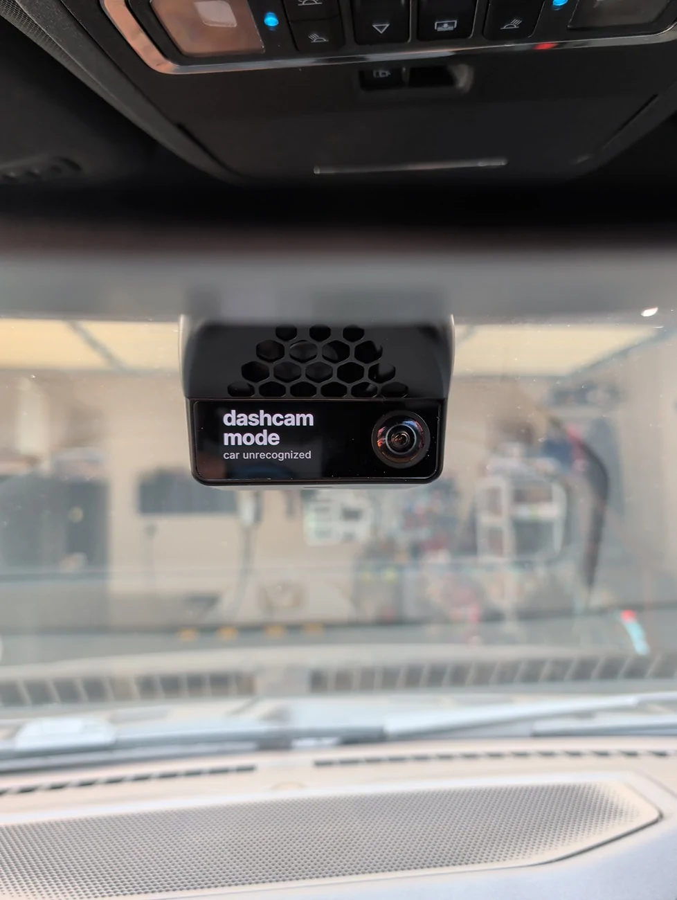 Ford F-150 Lightning Comma AI self driver assistant 17725685123859093708028286708493