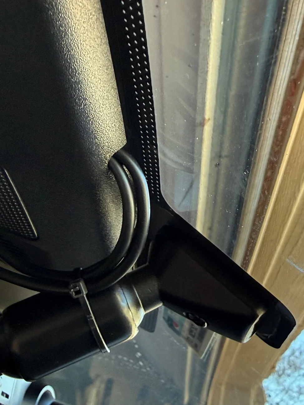 Ford F-150 Lightning Wolfbox install - Windshield mount, hardwire and external camera IMG_2502