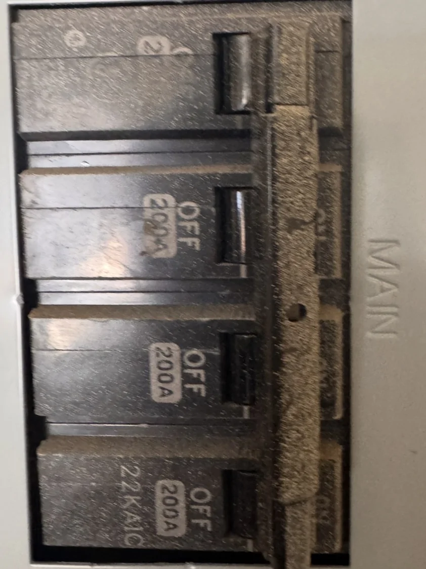 Ford F-150 Lightning Nema 10-30R on Sub-panel for charging? IMG_6644