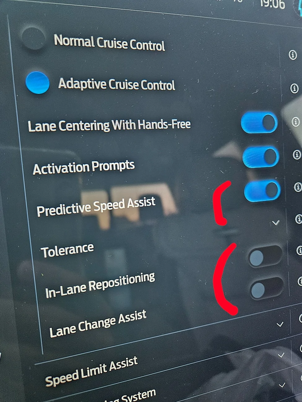 Ford F-150 Lightning SYNC-25.2.1.6.5.2 - SiriusXM Service Update 20260314_190628