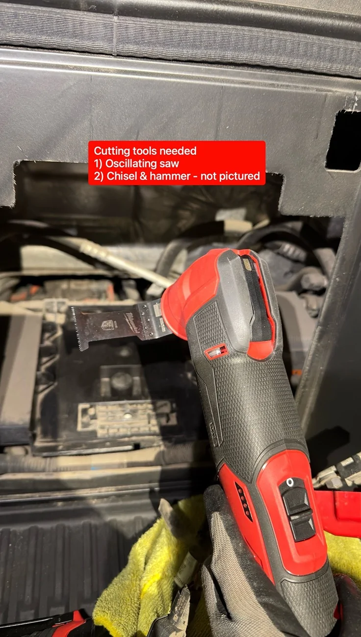 Ford F-150 Lightning 12V Battery replacement with H4 2-Battery - Tools