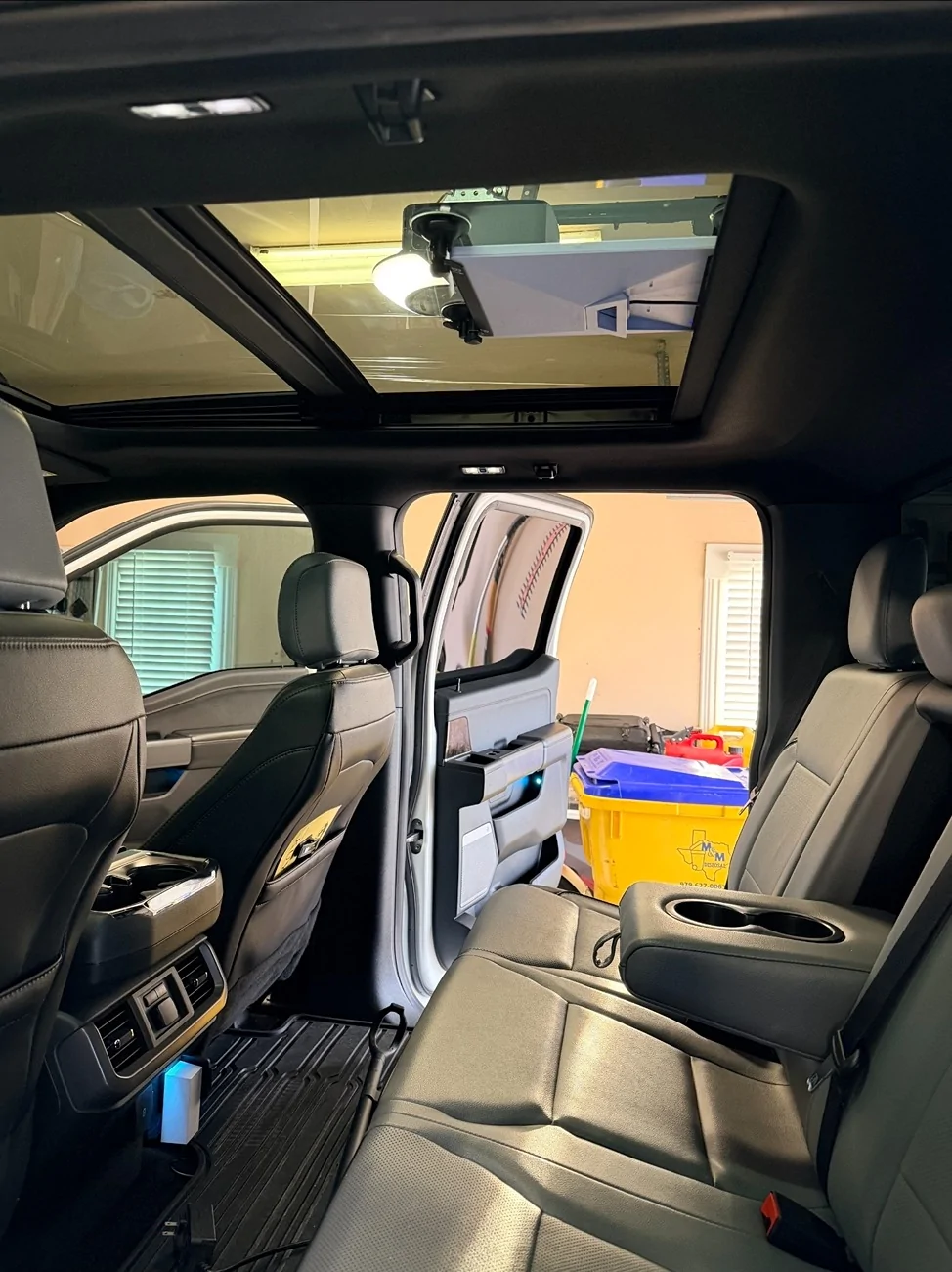 Ford F-150 Lightning Starlink Mini, Does it FIT under the sunroof privacy shade? Screenshot_20260315_165405_Photos