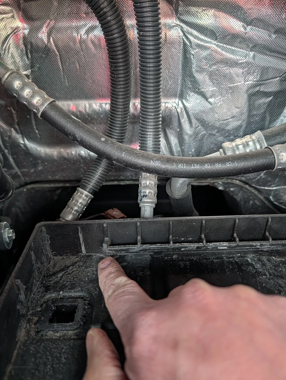 Ford F-150 Lightning Bigger front battery? 1559