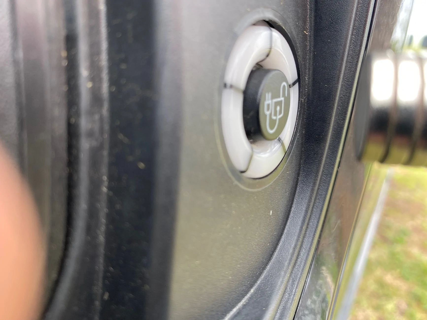 Ford F-150 Lightning Charge door ajar warning but not open? IMG_3334