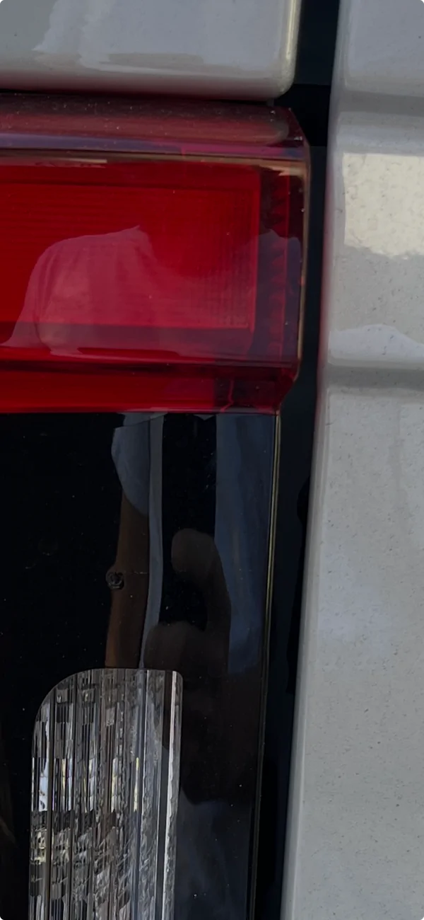 Ford F-150 Lightning 2025 Flash Taillight Water Accumulation 1775568229185-7i