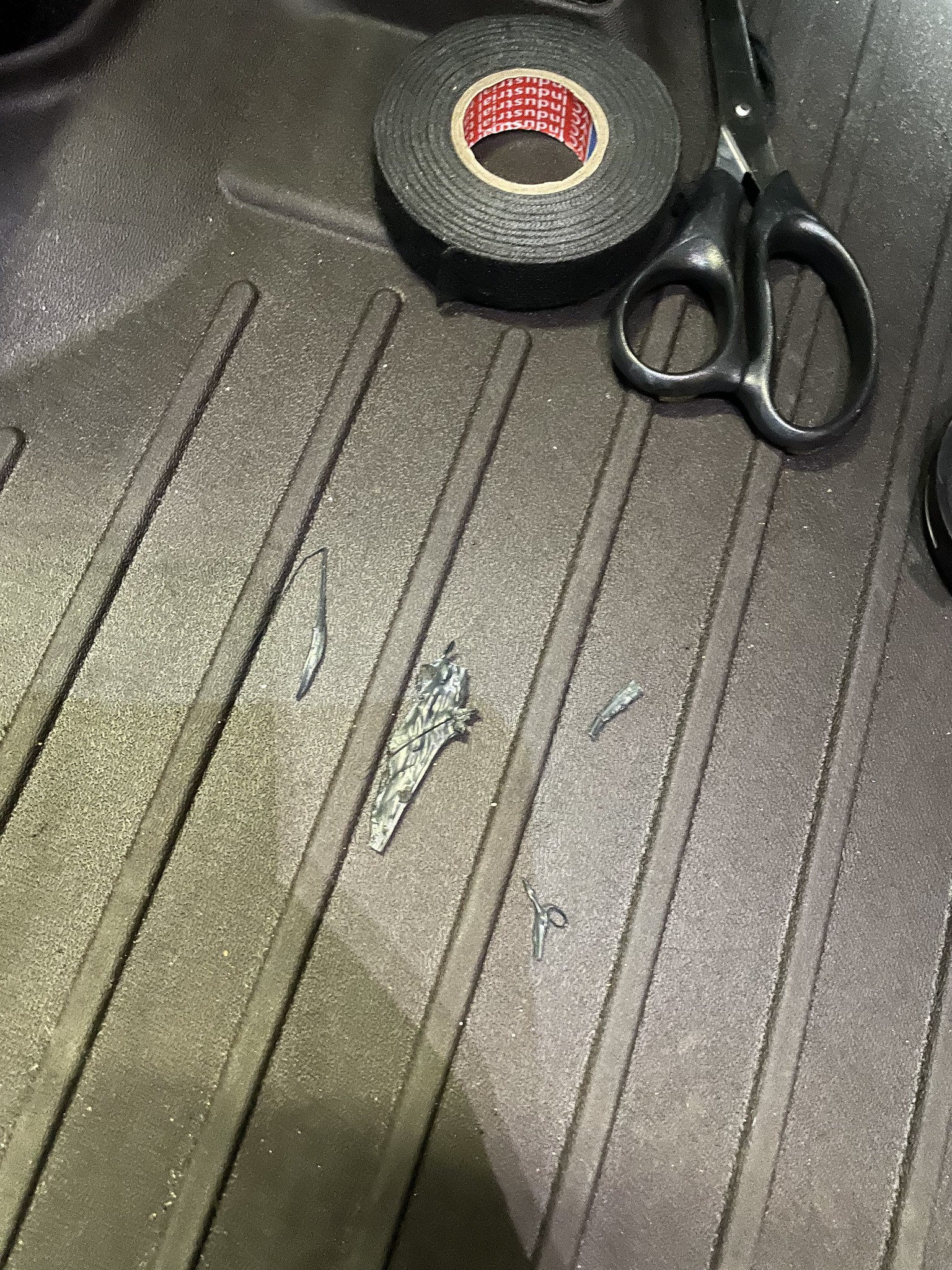 Ford F-150 Lightning Dometic CCF-T install 55198559842_aa28bbb4cd_k