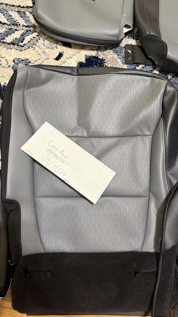 Ford F-150 Lightning WTS 2025 Lariat Seats Covers IMG_1724