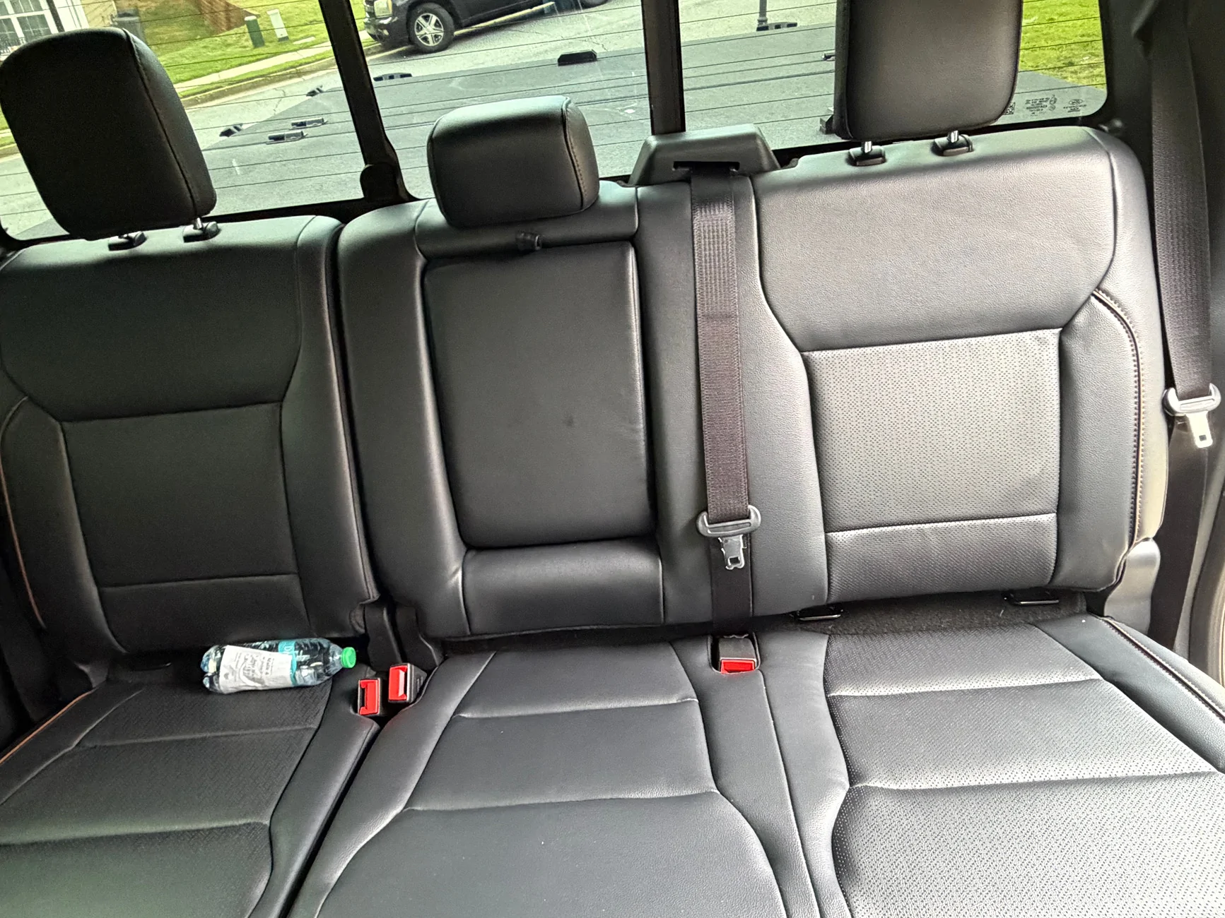 Ford F-150 Lightning WTS 2025 Lariat Seats Covers IMG_1743