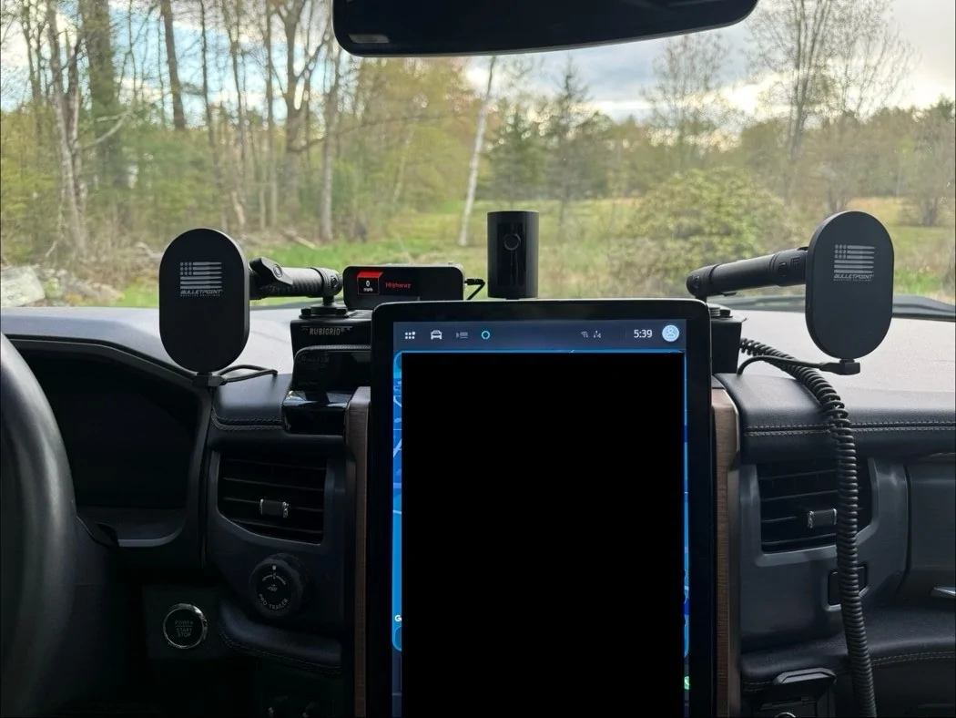 Ford F-150 Lightning Upper glove box temp removal and/or what's behind it? 1779374463328