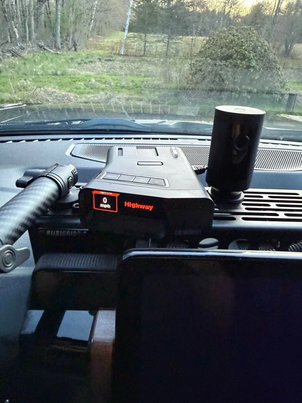 Ford F-150 Lightning Upper glove box temp removal and/or what's behind it? 1779374500053