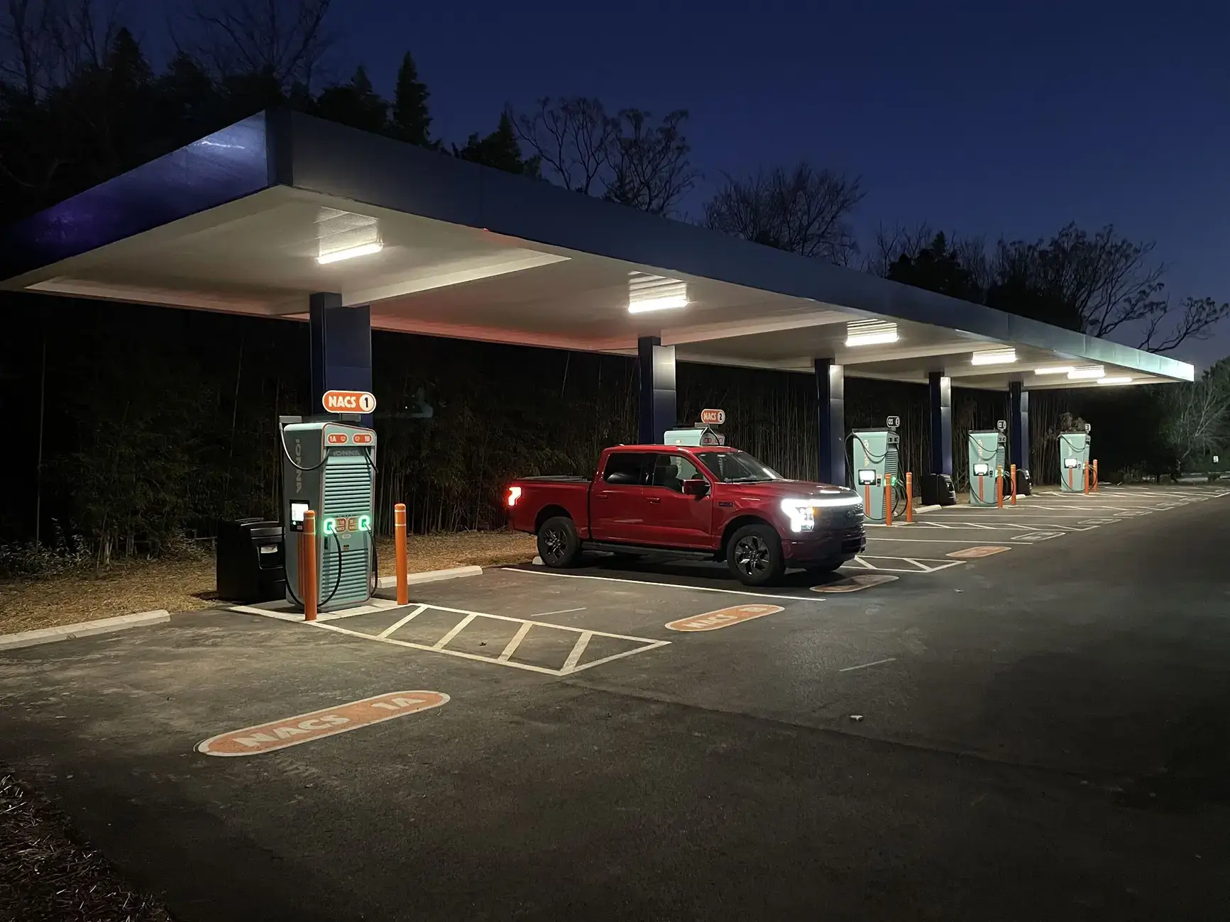 Ford F-150 Lightning Hitting the road this weekend? Get ready for your electric road trip! 1779460582115-7q