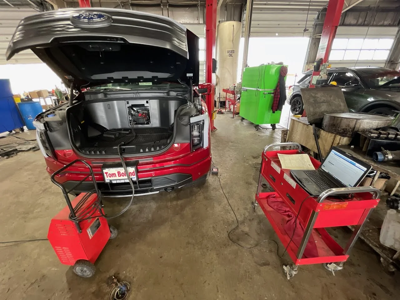Ford F-150 Lightning Make Having An Adequate Power Supply A Requirement To Be An EV-Certified Ford Dealer 1000007684