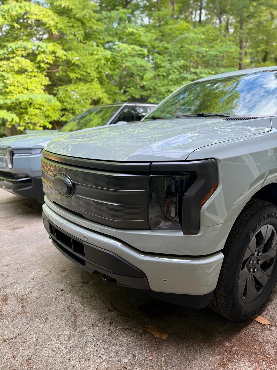 Ford F-150 Lightning Tinted light bar on Avalanche IMG_8341