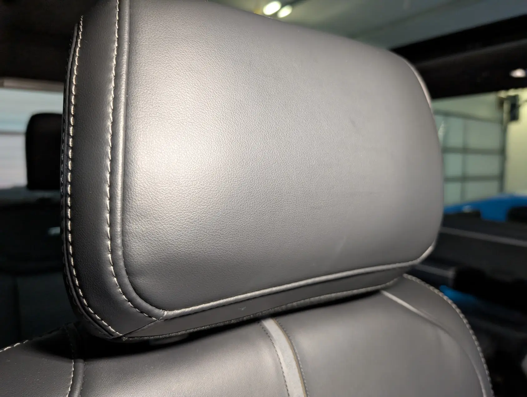 Ford F-150 Lightning 2025 Platinum Dark Elements Package - No Headrest Speakers? 1781977766070-ag