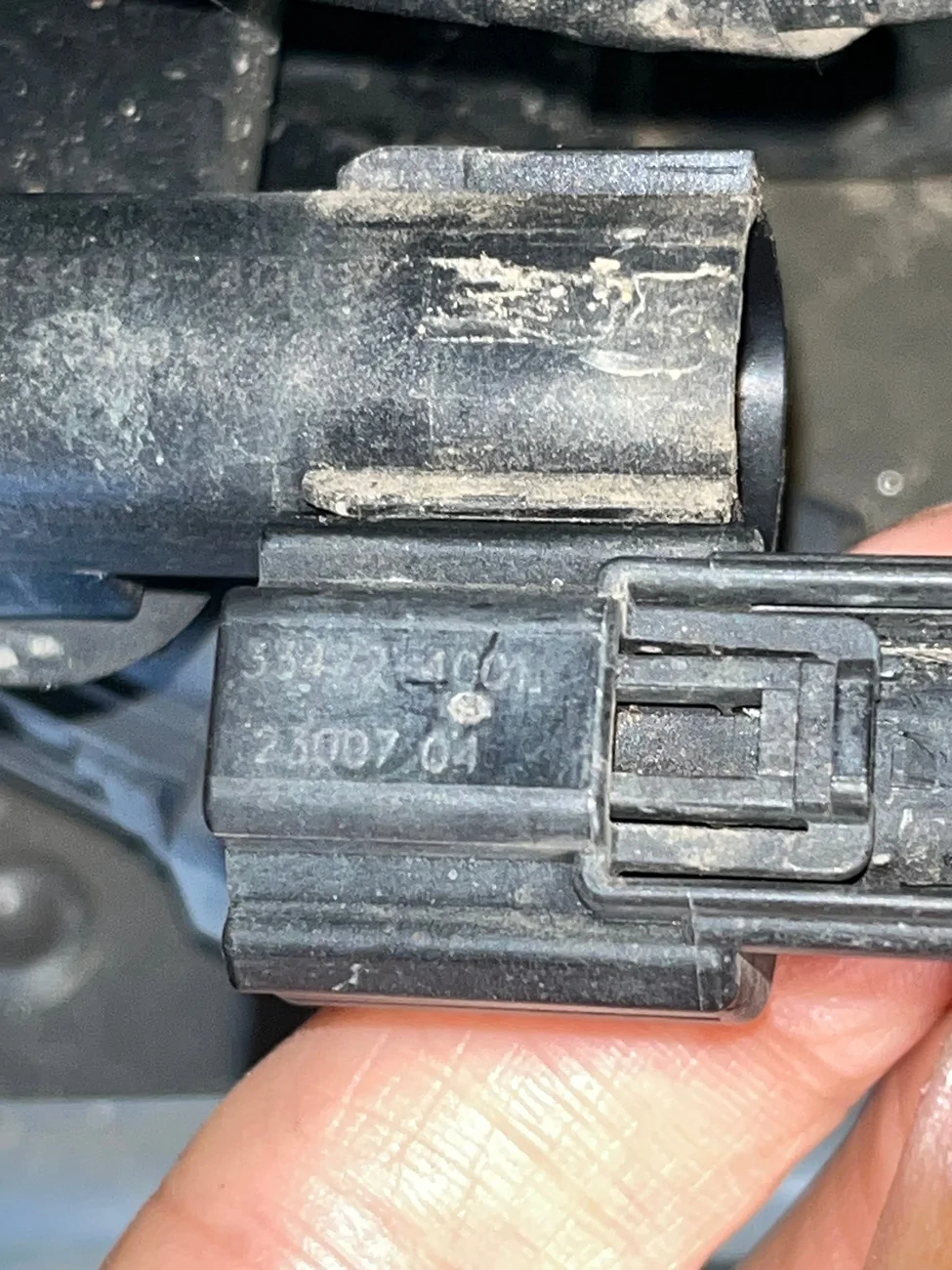 Ford F-150 Lightning Pro Power bed outlets not working PPOB 4-Pin Connectors Male & Female - IMG_8500