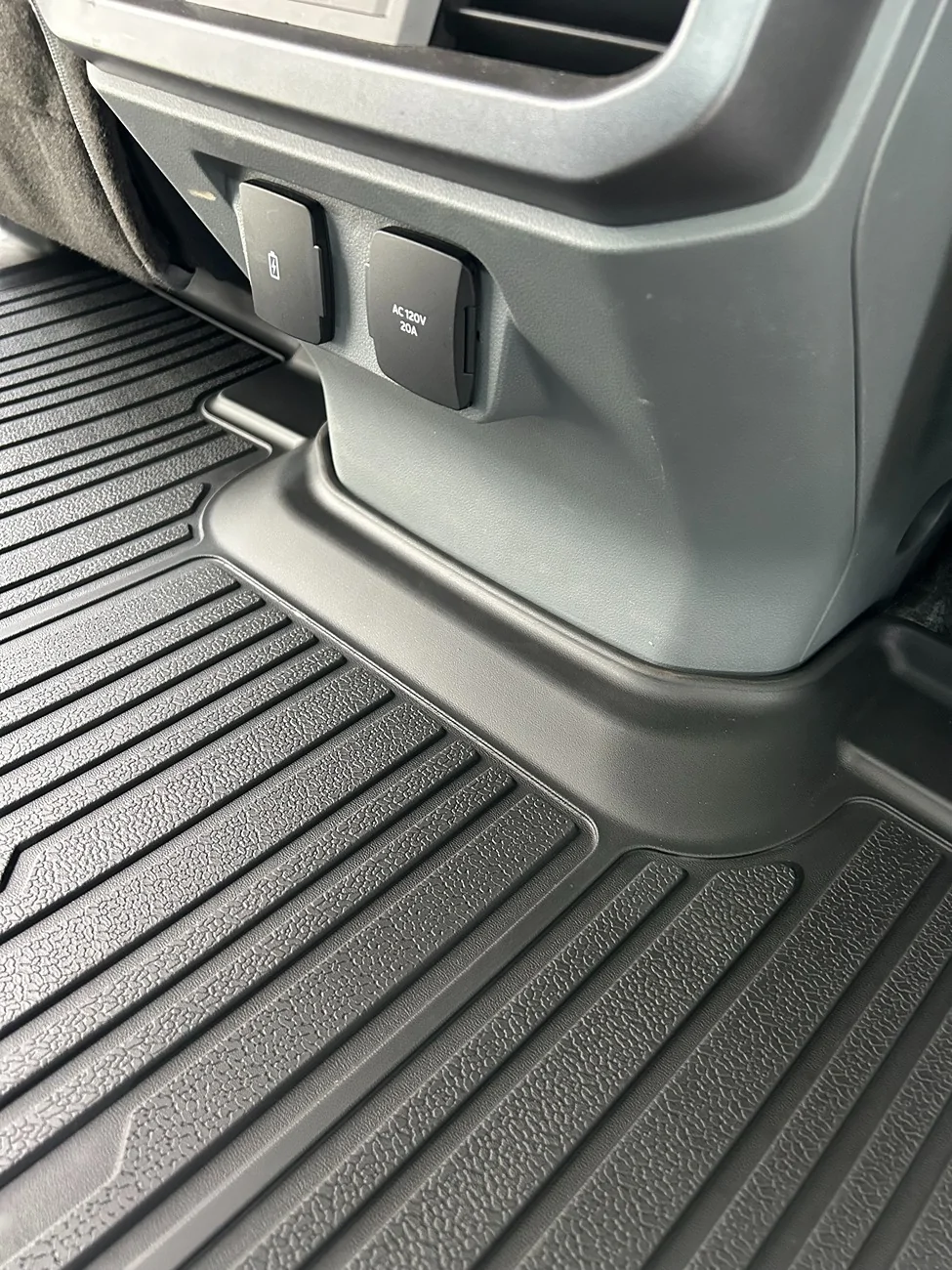 Ford F-150 Lightning TripleAliners Floor Mats Review new 4