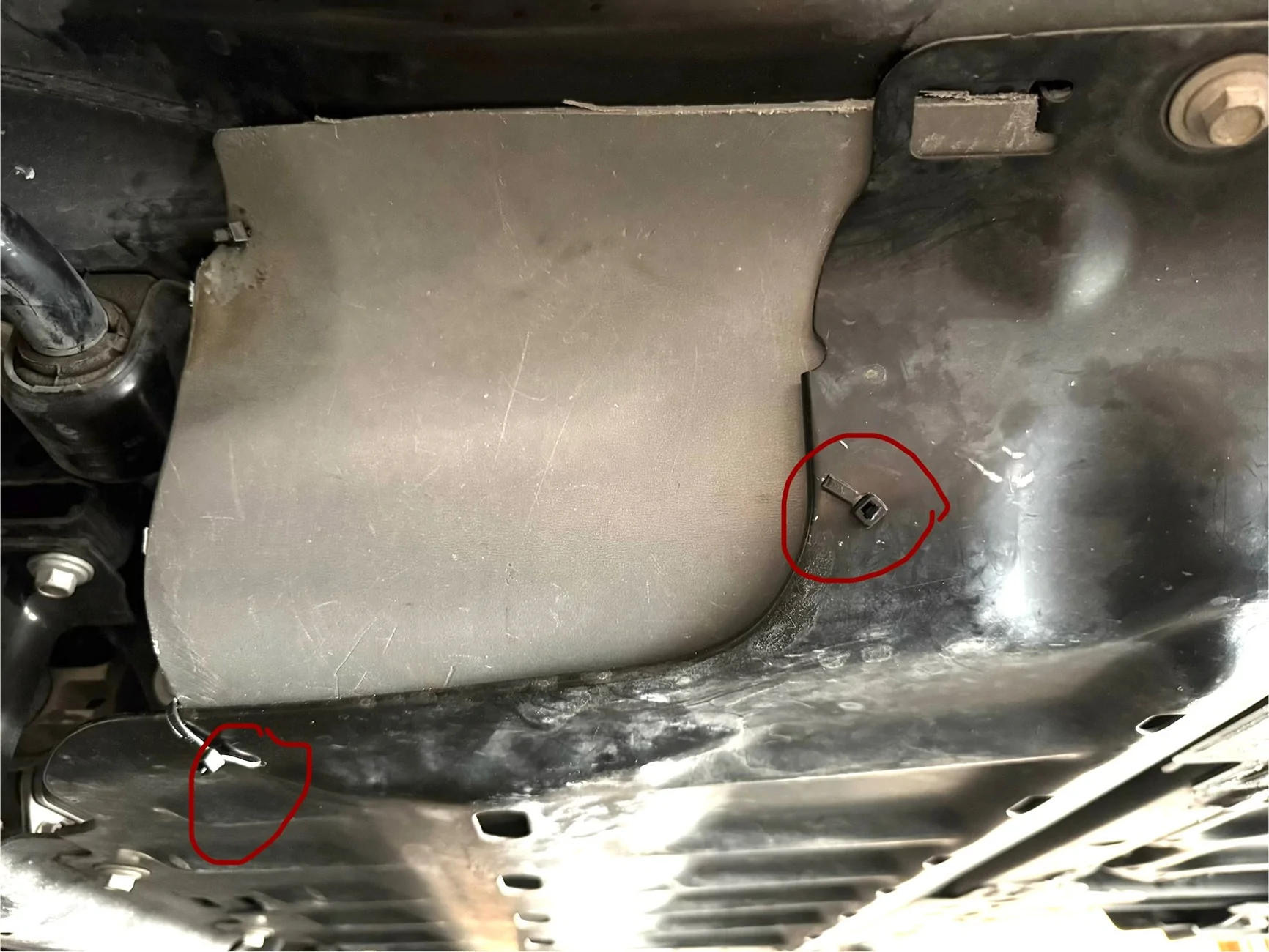 Ford F-150 Lightning Battery coolant connector/fitting broken/snapped leaking IMG_3469