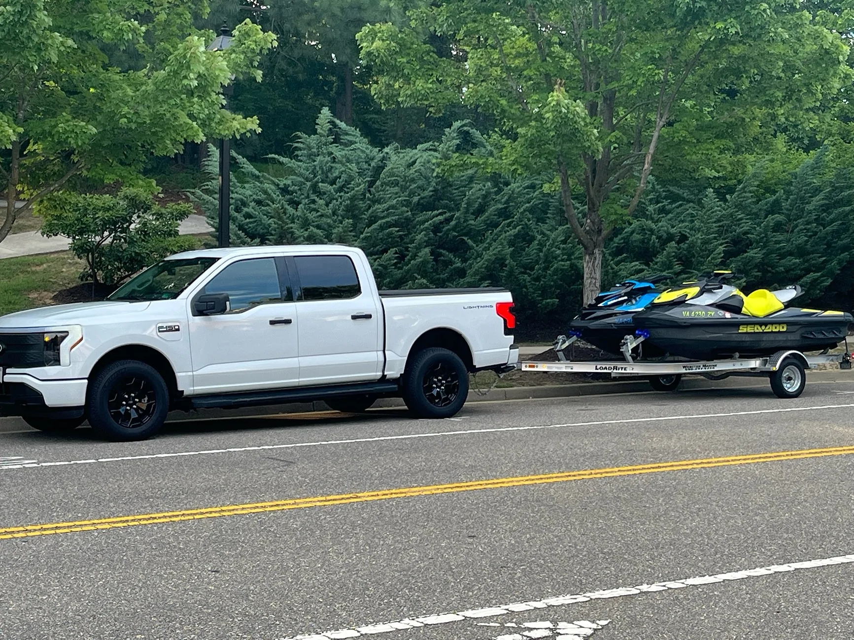 Ford F-150 Lightning Everyone is Towing IMG_0398