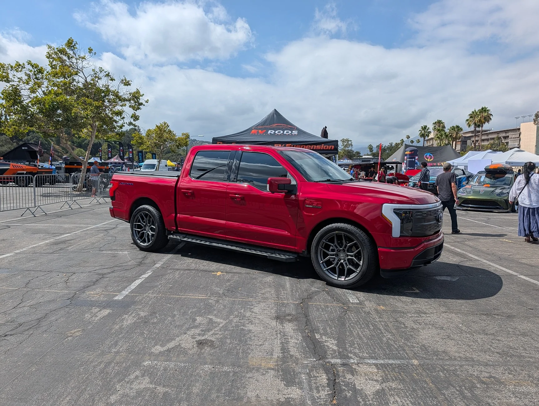Ford F-150 Lightning Lariat ER Thread Part 1: Unsprung Mass, Ride Frequencies, & Street Truck Geometry Lightning - Right