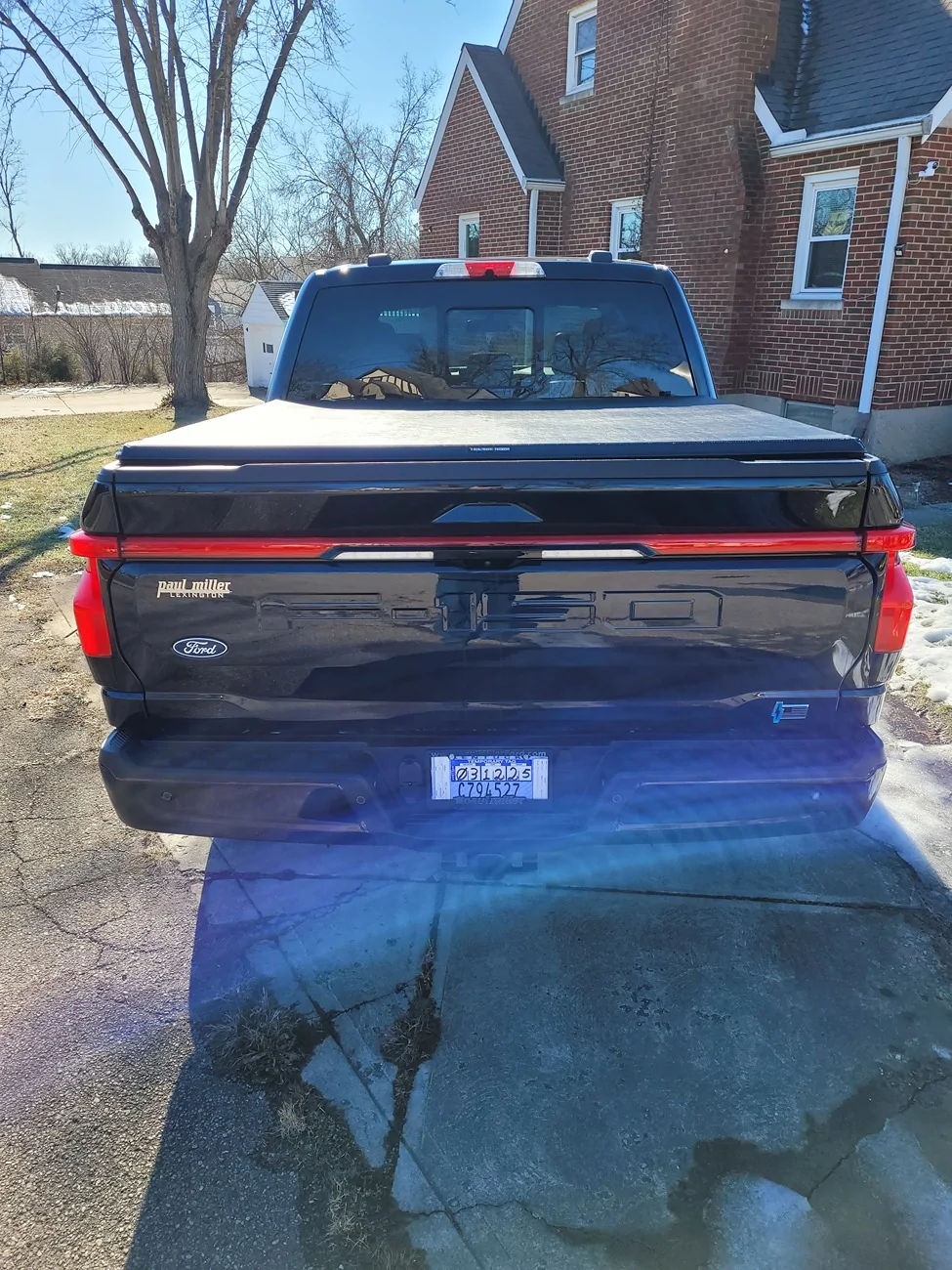 Ford F-150 Lightning cant decide myself on tonneau covers: #44 20250129_135307
