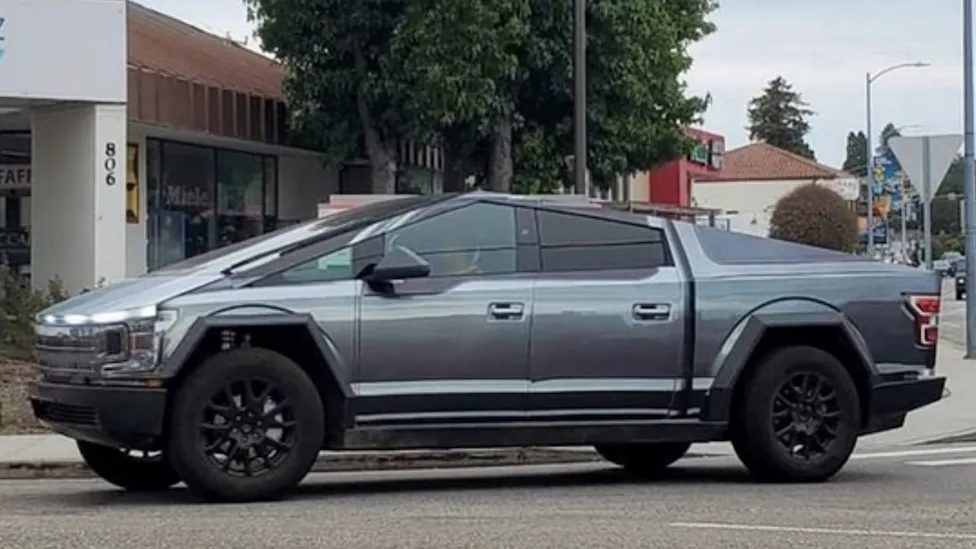 Ford F-150 Lightning Aerodynamics, wild accessory idea, fun thought experiment. IMG_2619