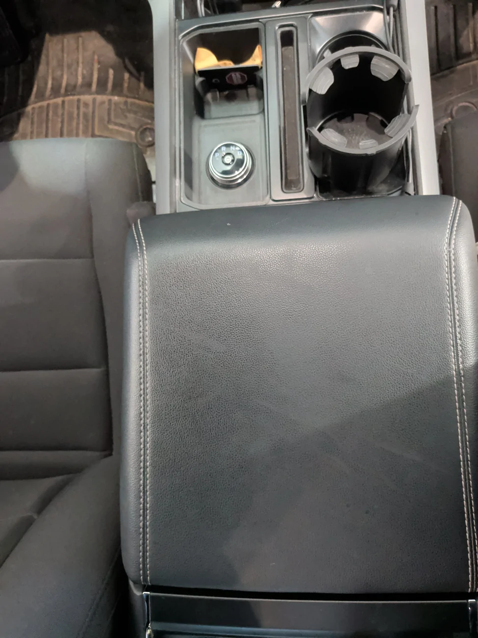 Ford F-150 Lightning What to tap for extra USB outlets? 2026-08-0213.45.174123452225972603512